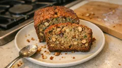 Saftiges Zucchinibrot mit Nüssen – einfach selbst gebacken