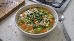 Graupensuppe wie früher – einfach, sättigend und mit feiner Currynote