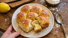 Schnelle Buchteln aus dem Ofen – weich, locker und ganz einfach gemacht