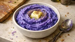 Kartoffelpüree aus blauen Kartoffeln – cremig, einfach und ein echter Hingucker