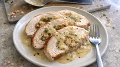 Truthahnbraten zum Erntedank – saftig aus dem Ofen mit Brot-Kräuter-Füllung