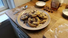 American Chocolate Cookies mit Dinkel – weich in der Mitte, voll Schoko