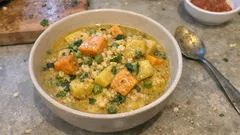 Cremiges Kartoffel-Süßkartoffel-Curry mit Gerste – würzig, sättigend und einfach gemacht