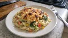 Gemüse-Nudel-Gratin aus dem Ofen – cremig, herzhaft und ganz unkompliziert