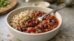 Chili con Carne mit Reis: herzhaft, würzig und gut zum Vorbereiten