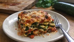 Leichte Gemüselasagne aus dem Ofen – cremig, herzhaft und alltagstauglich