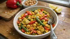 Vegane Paella aus der Pfanne: einfach, aromatisch und wunderbar alltagstauglich