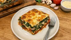 Vegetarische Spinat-Lasagne aus dem Ofen – cremig, würzig und gut vorzubereiten