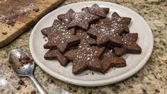 Schoko-Sterne mit Mandeln und Gewürzen – ein einfaches Rezept für die Adventszeit