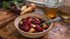 Rote-Bete-Gemüse mit Pastinaken: so wird die Winterbeilage besonders aromatisch