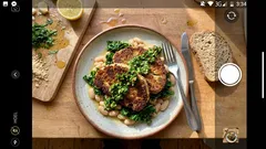 Selleriesteaks aus der Pfanne: mit cremigen weißen Bohnen, Grünkohl & Salsa verde