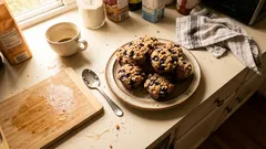 Saftige vegane Blaubeermuffins – einfach gerührt, ohne Ei und Milch